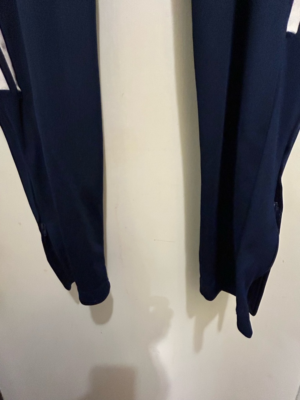 Adidas Plus Size Women’s Joggers/Track Pants, Navy Blue W/White Stripes, Sz 2X - Picture 2 of 8